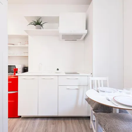 Compact And Charming Porta Venezia 公寓 *
