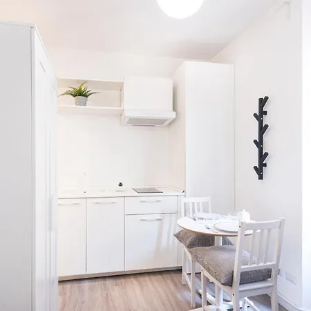Apartment Compact And Charming Porta Venezia