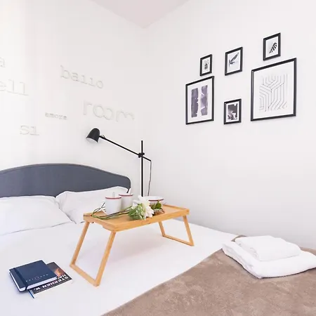Compact And Charming Porta Venezia