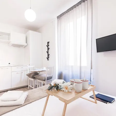 Compact And Charming Porta Venezia